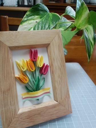 Тюльпаны в технике квиллинг