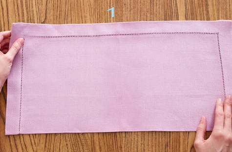 На скорую руку. Ваза из салфетки к праздничному столу На скорую руку. Ваза из салфетки к праздничному столу