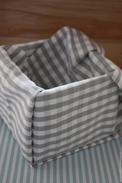 Мастерим уютную коробочку для домашних нужностей и ненужностей