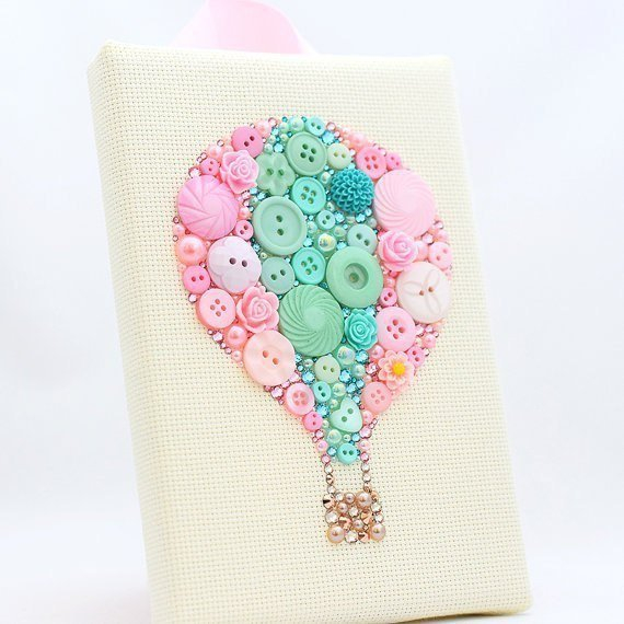 Коллажи из пуговиц Коллажи из пуговиц