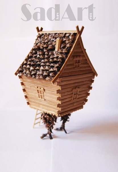 Избушка-шкатулка на курьих ножках