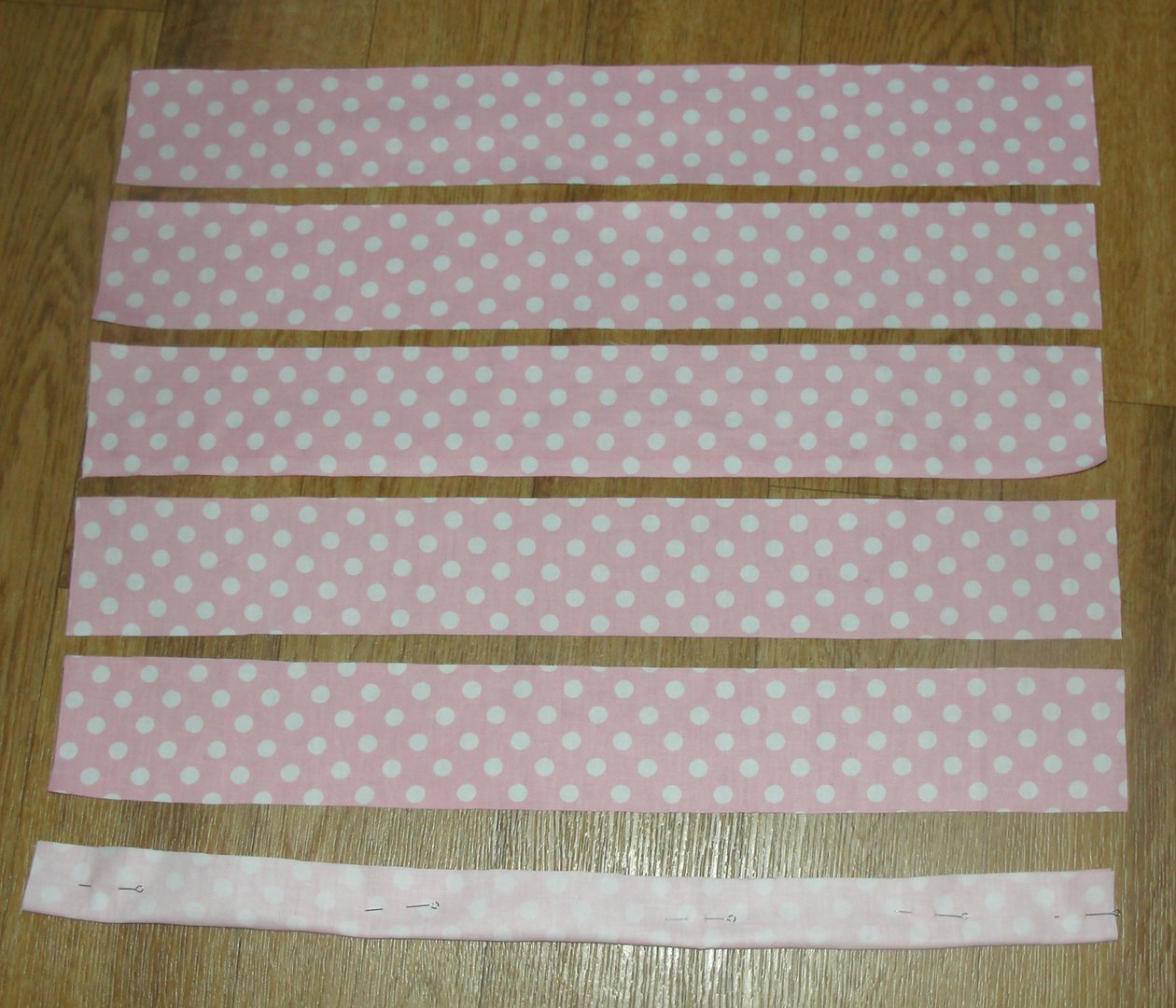 МК Как сшить кармашки на кроватку