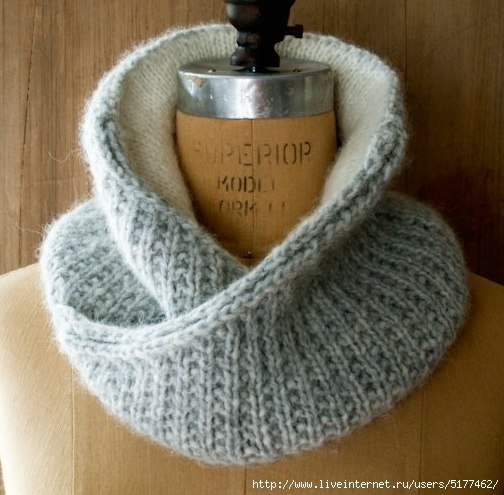 Шарф-воротник петлей мёбиуса