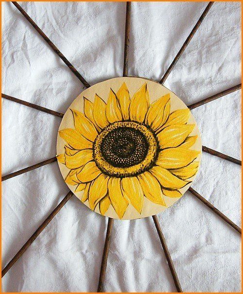 Пасхальная корзинка из газетных трубочек