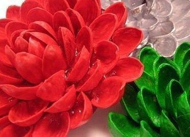 Цветы из фисташек