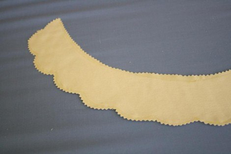 Красивый воротник вышитый бисером