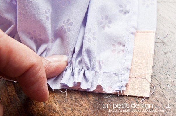 Нарядное платье для девочки