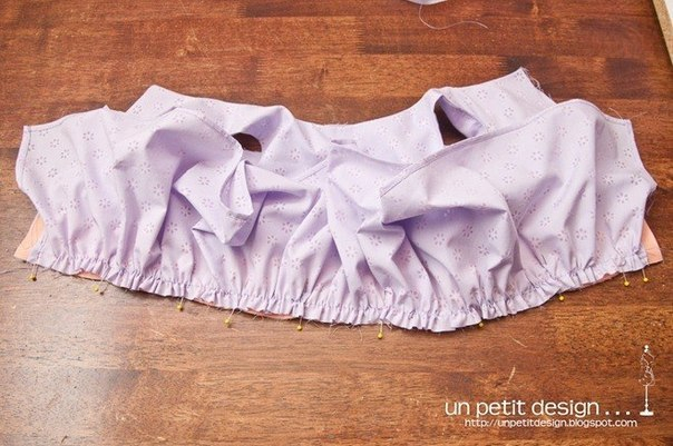 Нарядное платье для девочки