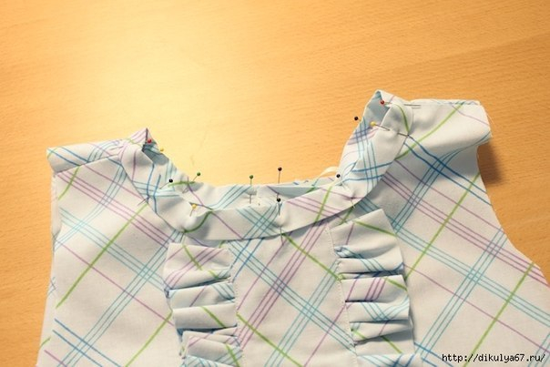 Шьем платье с рюшами из наволочки для малышки