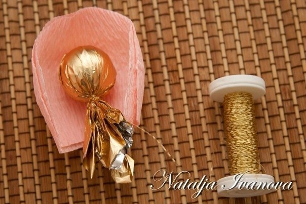 Шикарный букет из конфет.