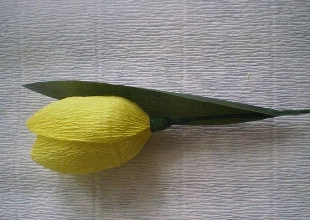 Букет из конфет. Нежные тюльпаны