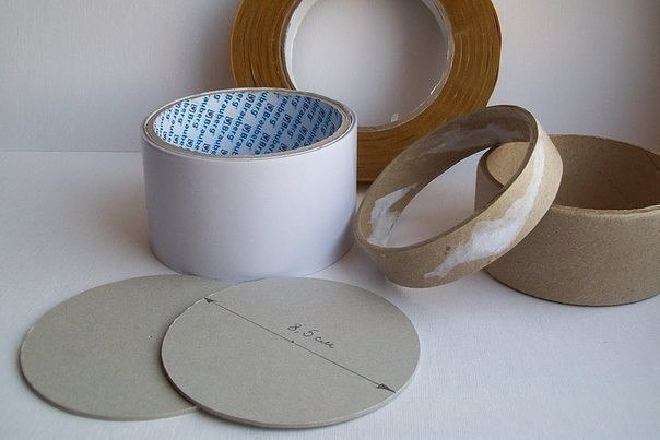 Шкатулка из бобины от скотча