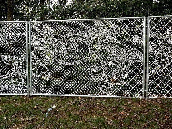 Забор из металла по схеме вязания крючком