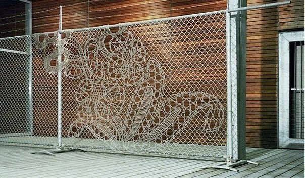 Забор из металла по схеме вязания крючком