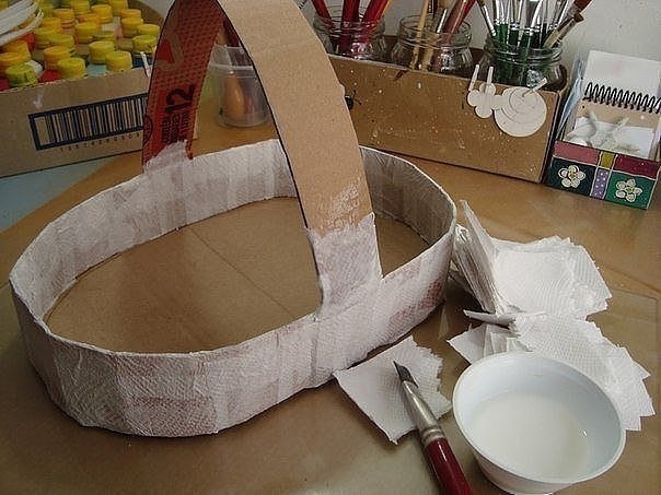 Поделка: корзина с цветами