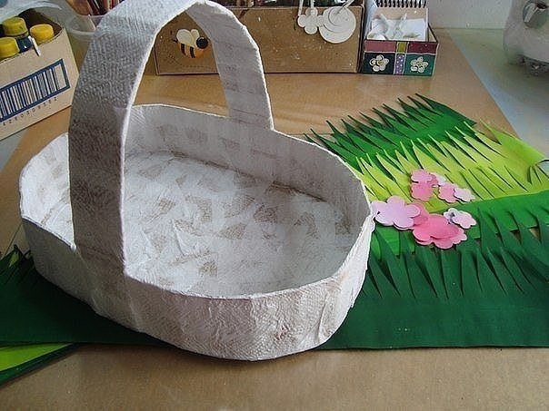 Поделка: корзина с цветами