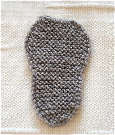 Пошаговый мастер-класс по вязанию пинеток спицами.