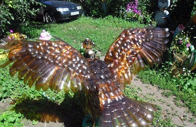 Вторая жизнь пластиковых бутылок. Вторая жизнь пластиковых бутылок.
