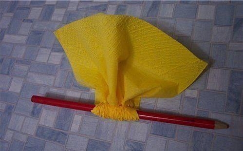 Роза из салфеток для украшения стола Роза из салфеток для украшения стола