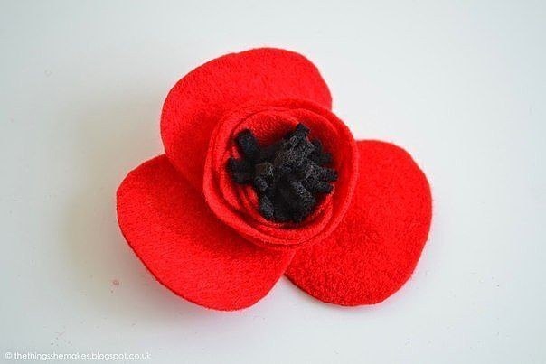 Фетровые маки своими руками.