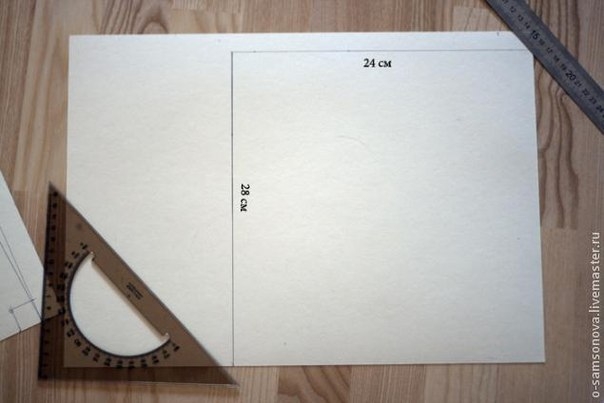 Сумочка - косметичка на молнии прямоугольная.