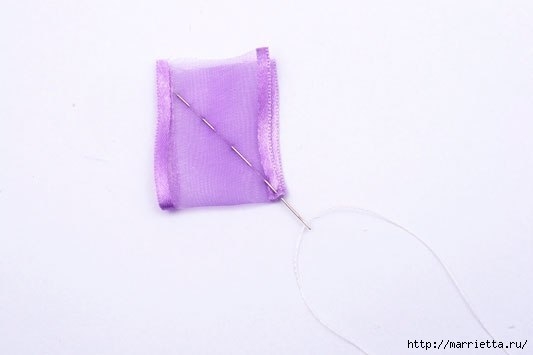 МК Декорируем полотенца бабочками из лент МК Декорируем полотенца бабочками из лент