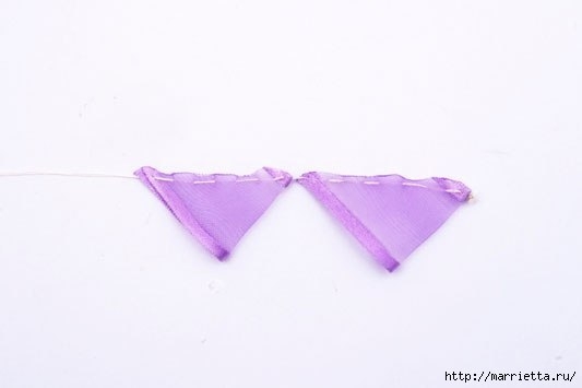 МК Декорируем полотенца бабочками из лент МК Декорируем полотенца бабочками из лент