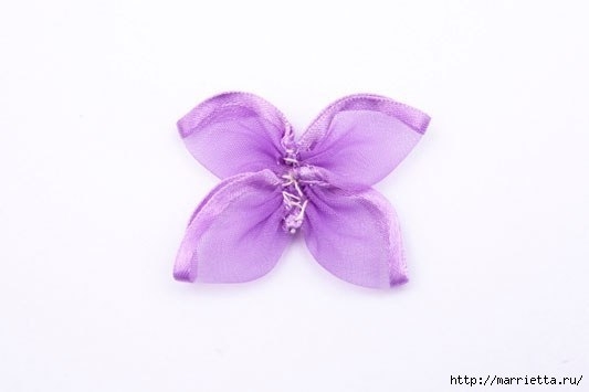 МК Декорируем полотенца бабочками из лент МК Декорируем полотенца бабочками из лент