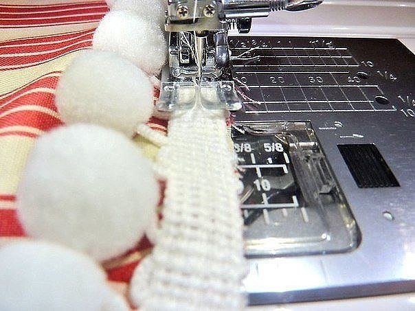 Круглая подушка из лоскутов. Мастер-класс.