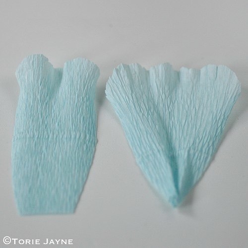 Цветы из гофрированной бумаги Цветы из гофрированной бумаги