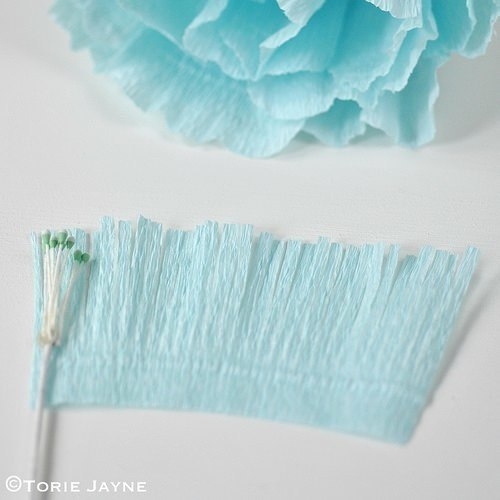 Цветы из гофрированной бумаги Цветы из гофрированной бумаги