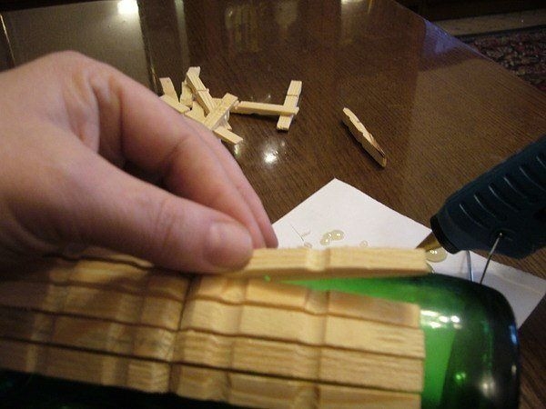 Винный бочонок из прищепок Винный бочонок из прищепок