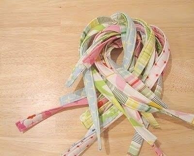 Плетём корзинку из полосок ткани