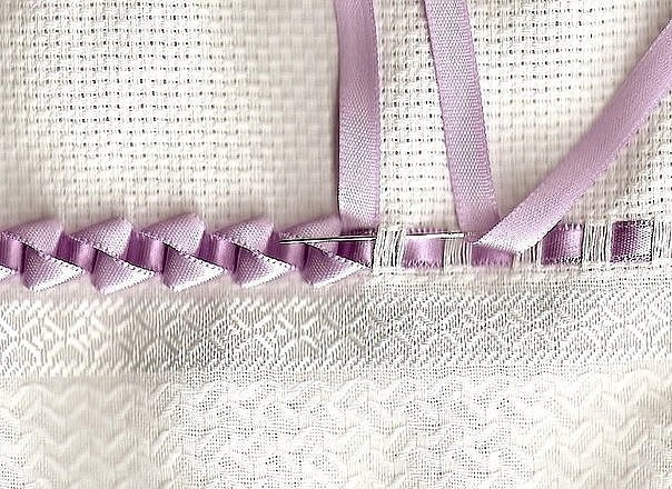 Объемный бордюр из ленточек