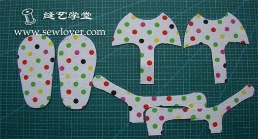 Шитые сандалики