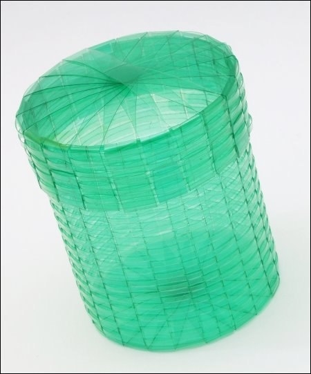 Интересные поделки из пластиковых бутылок