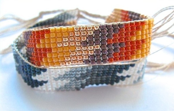 Браслет из бисера.