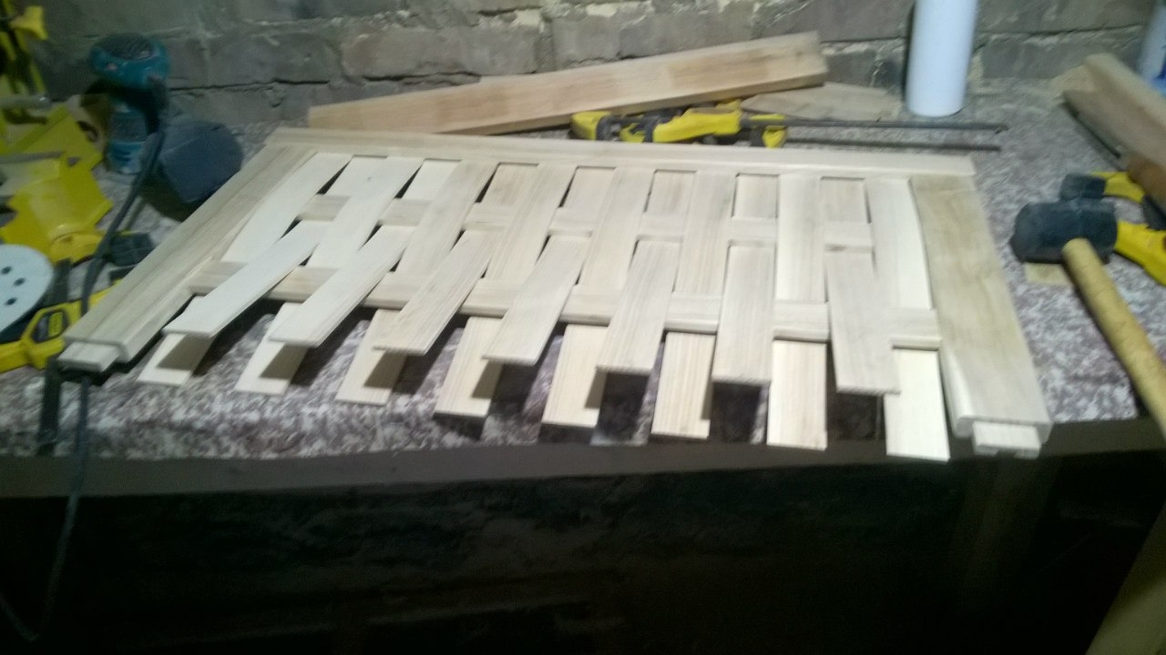 Плетеная корзина для белья Плетеная корзина для белья