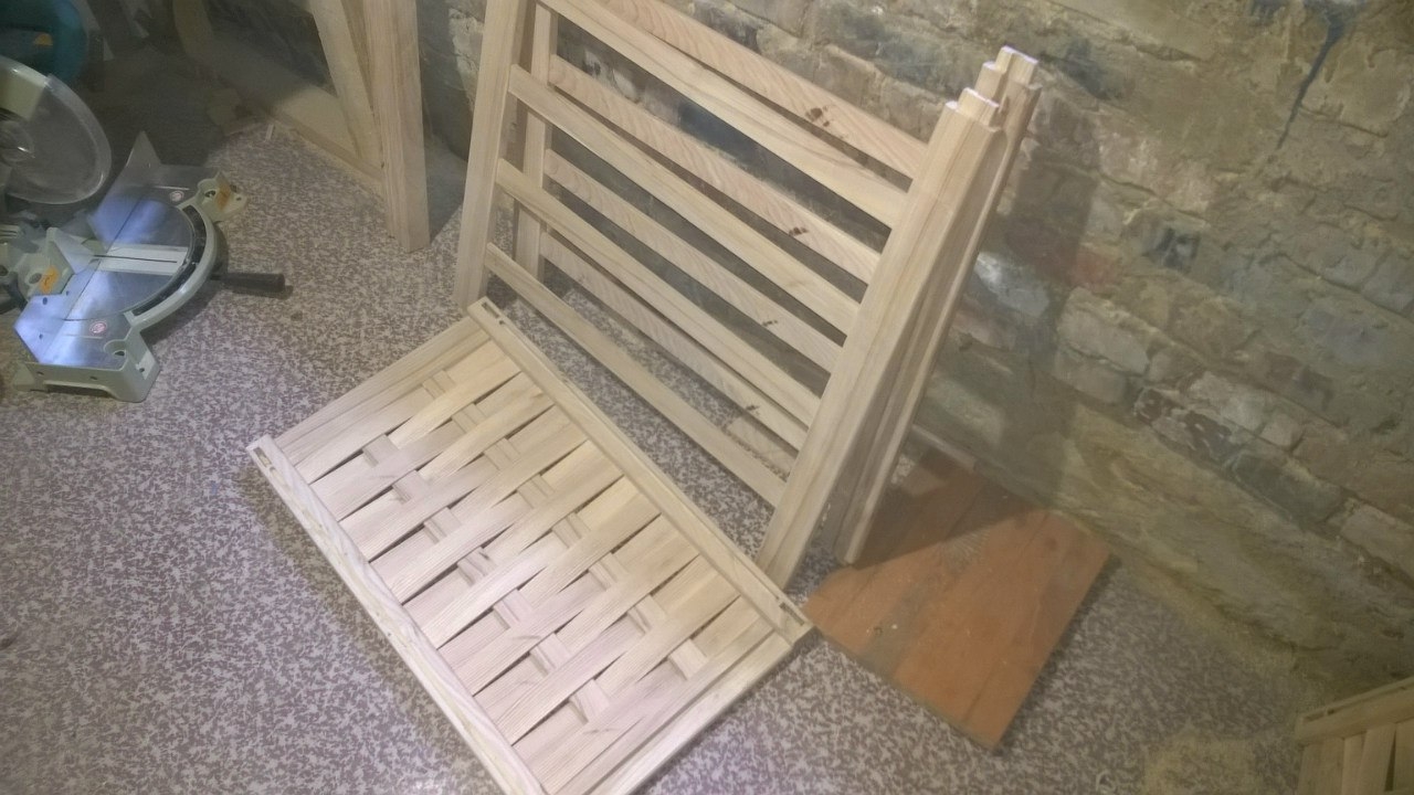 Плетеная корзина для белья Плетеная корзина для белья