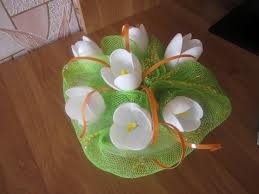 Из одноразовых ложек