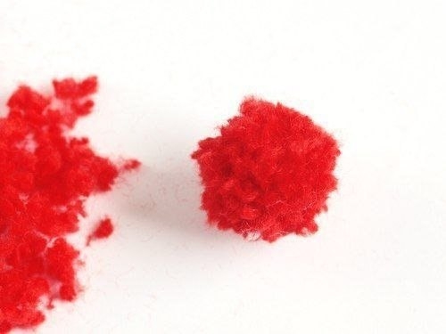 Делаем помпоны с помощью вилки