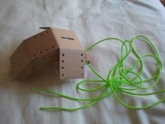 Картонная копилка своими руками.