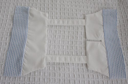 Красивое платьице в морском стиле