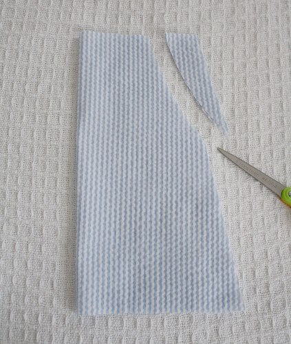 Красивое платьице в морском стиле