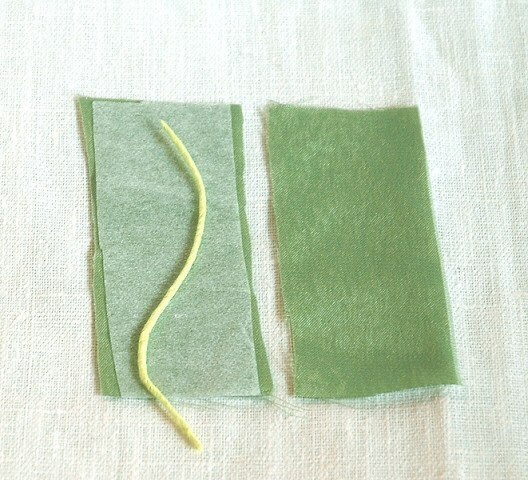 Заколка в виде объемной розы