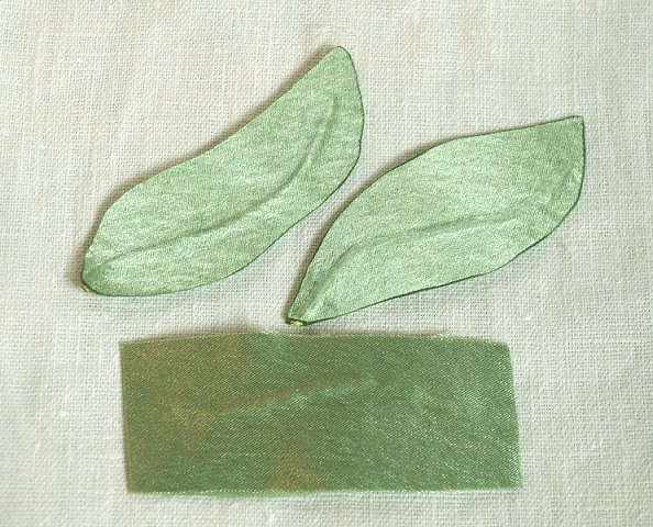 Заколка в виде объемной розы