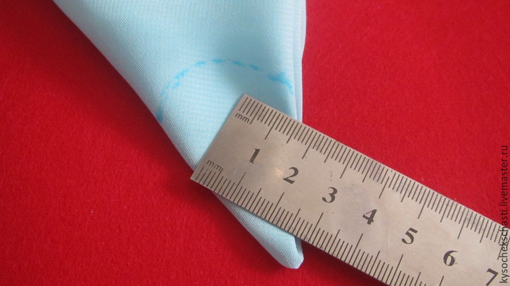 Изготавливаем брошь-заколку «Летние фантазии»