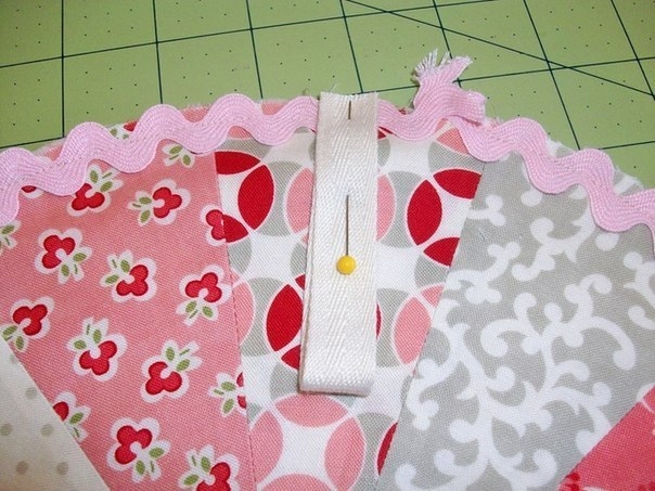 Очень красивые круглые прихватки из лоскутов