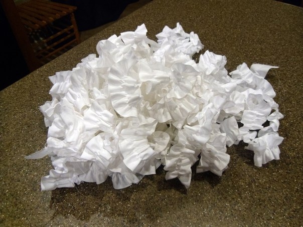 Красивые подушки с рюшами