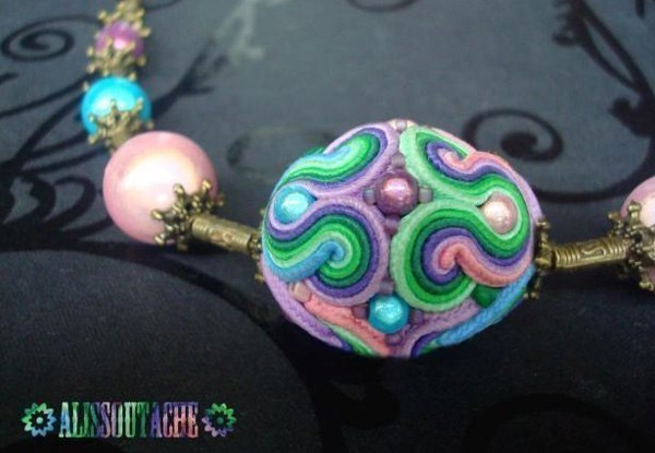 Создаем бусину в технике объемной сутажной вышивки Создаем бусину в технике объемной сутажной вышивки